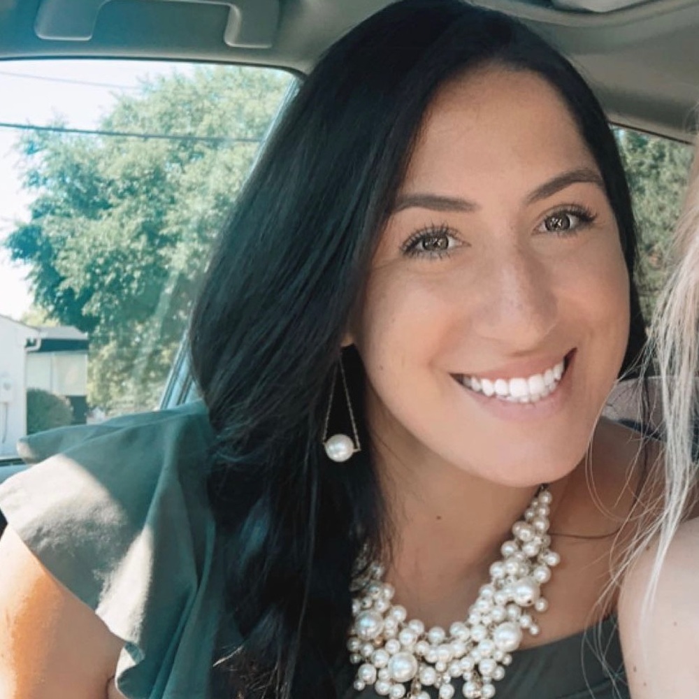 Meet your Posher, Elena